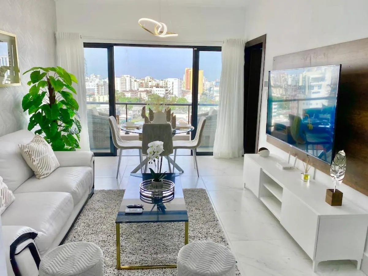 Lovely City Center Condo Los Prados شقة