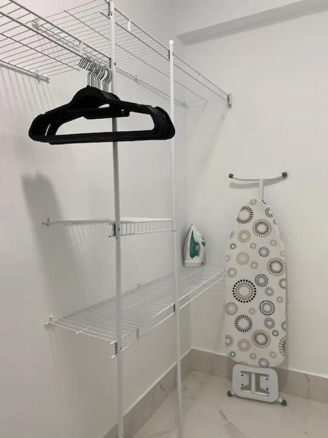 شقة Lovely City Center Condo Los Prados